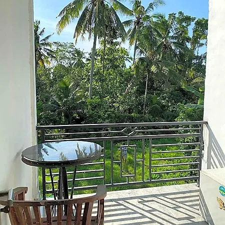 Kunti Garden View &Pool